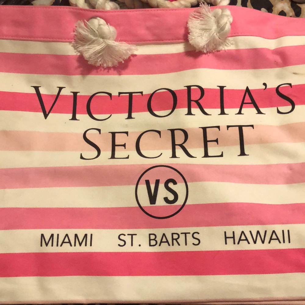Victoria’s Secret beach bag
